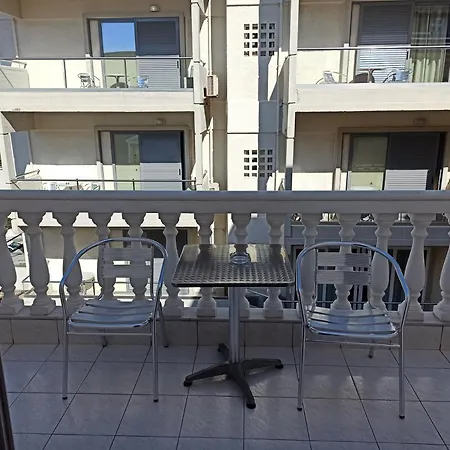 Thiseas Apartman *
